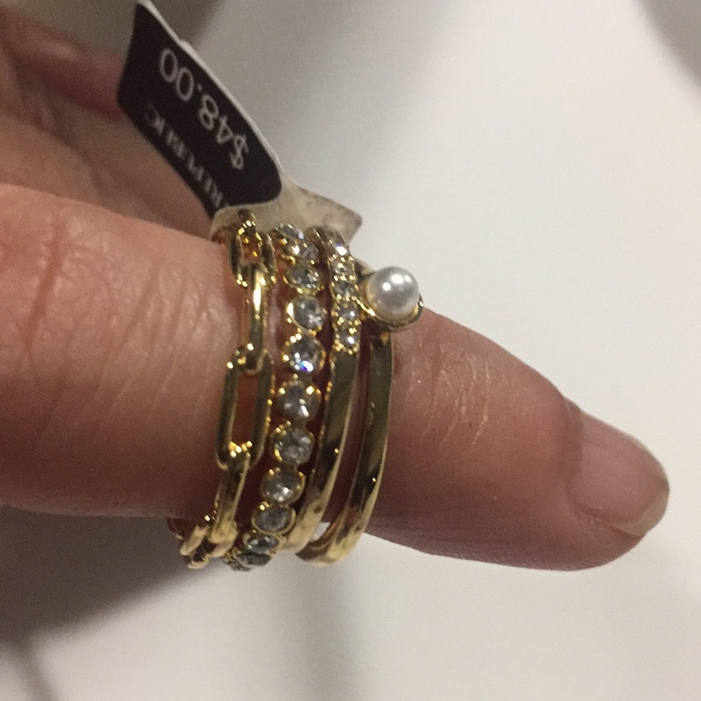 Banana Republic Stackable Gold Tone Ring 4pcs. - image 4